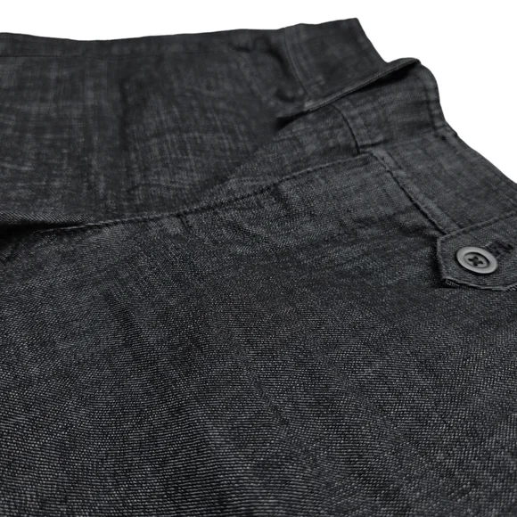 White House Black Market Black Shorts - Picture 4 of 8